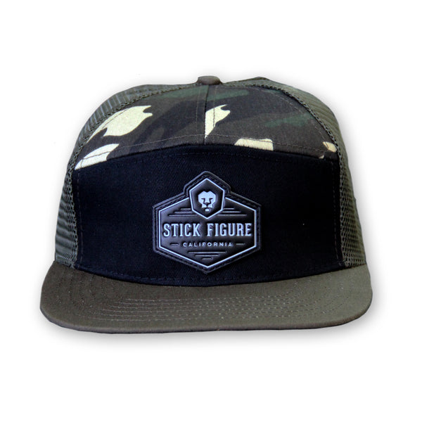 Lion Patch Camo Trucker